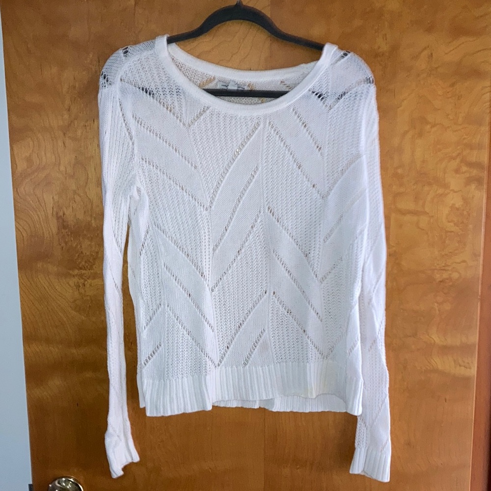 American Eagle Outfitters White Knit sweater